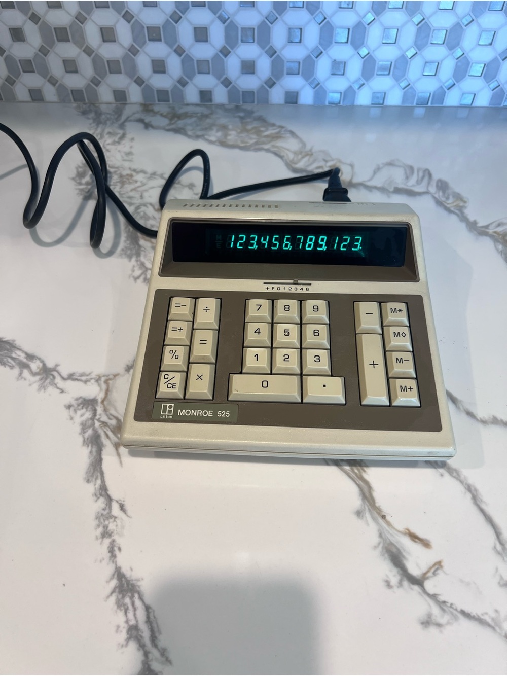 Vintage Monroe 525 Litton Electronic Desktop Calculator W/ Powered Cord